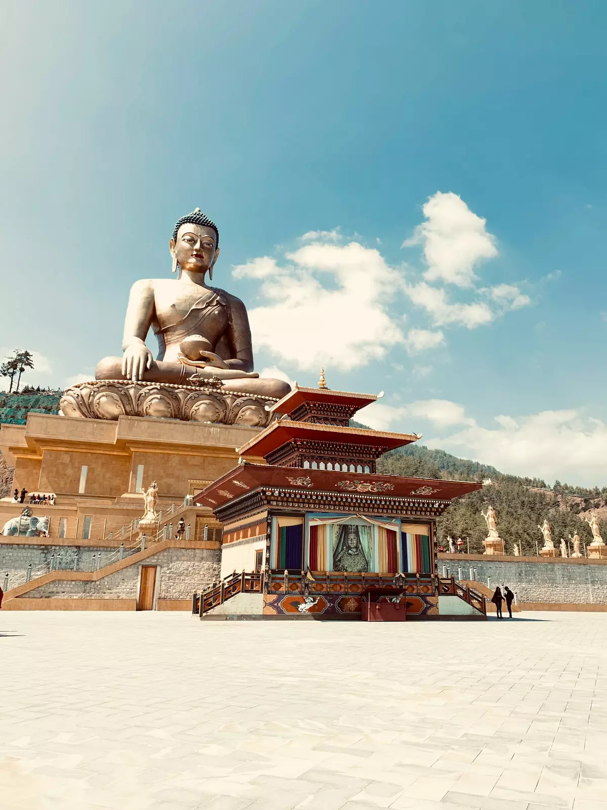 Buddha Dordenma statue
