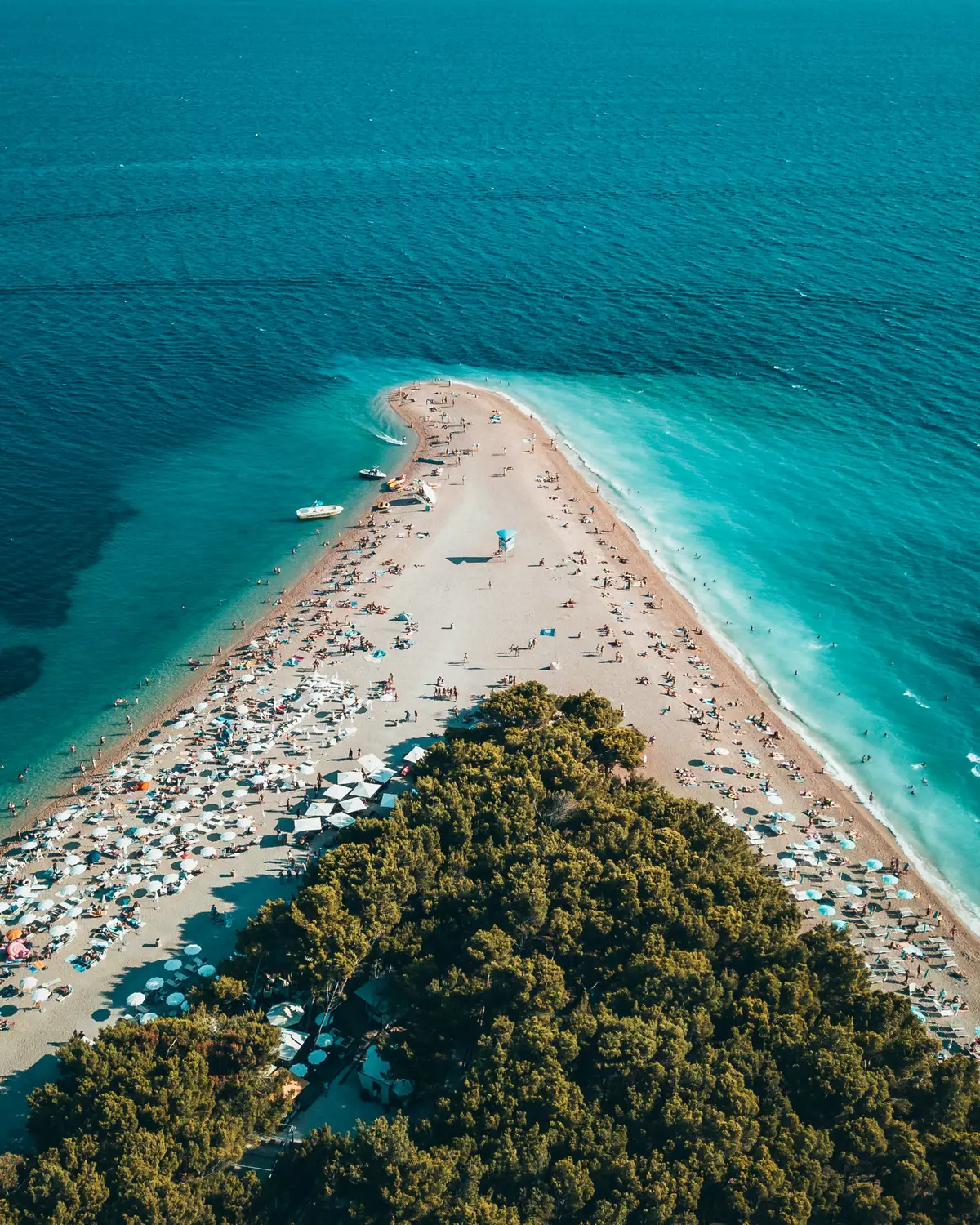 Zlatni Rat beach