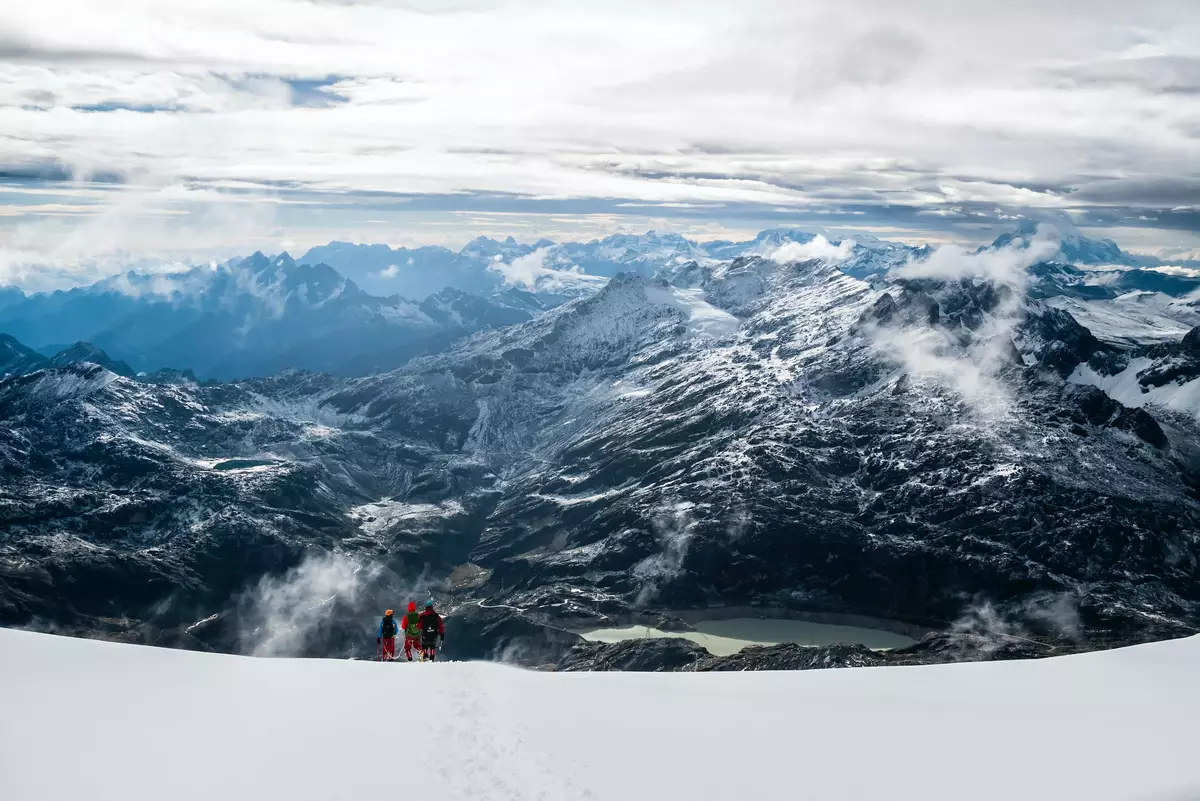 Way back from Huayna Potosi peak